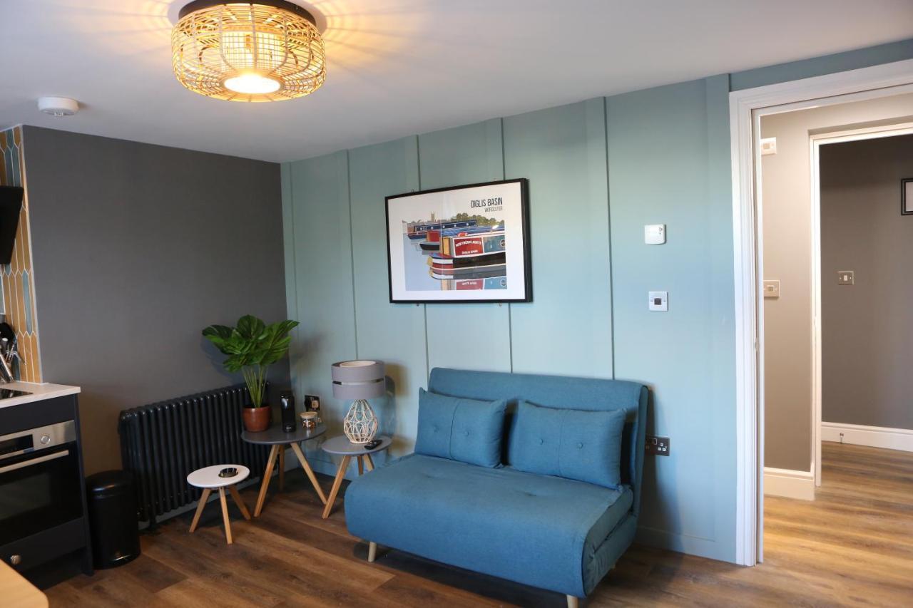 No 12 - Stunning Self Check-In Apartments In Worcester Centre Екстер'єр фото